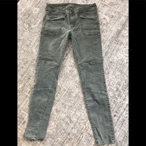 American Eagle super stretch skinny jean